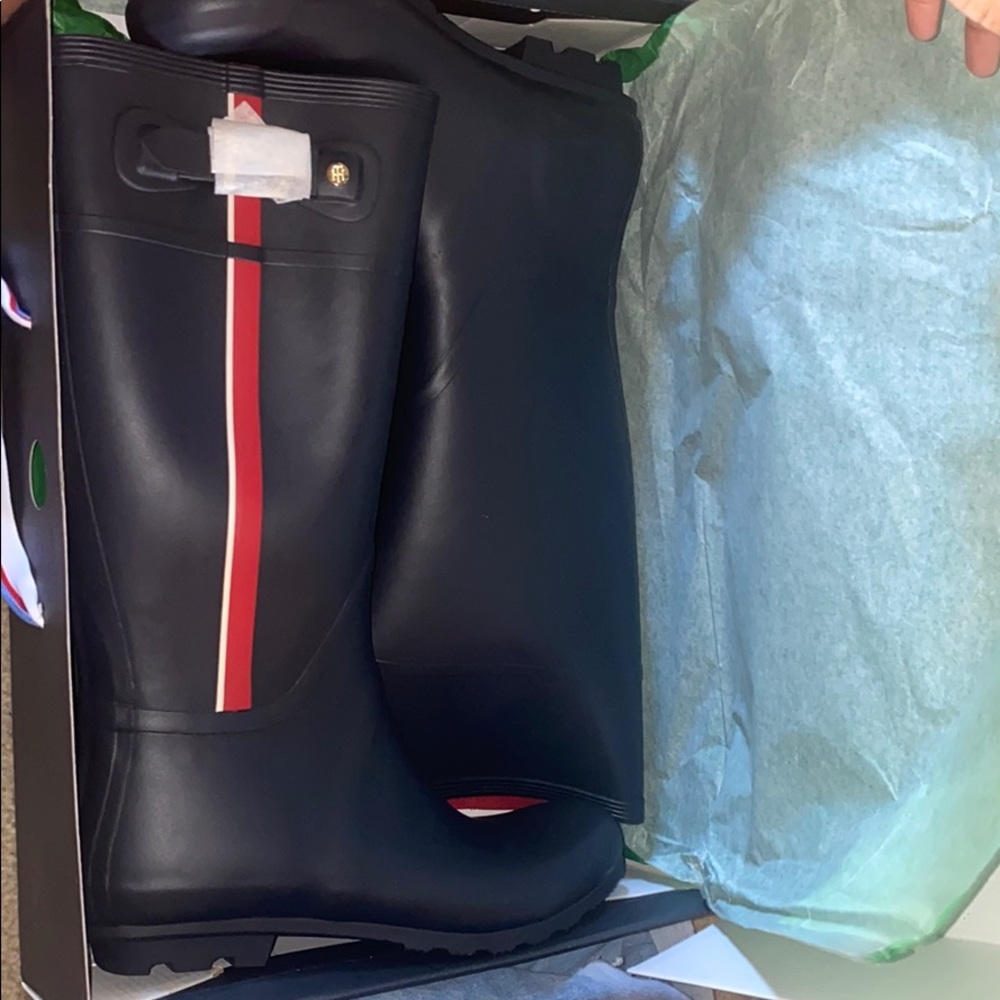 Tommy Hilfiger boots